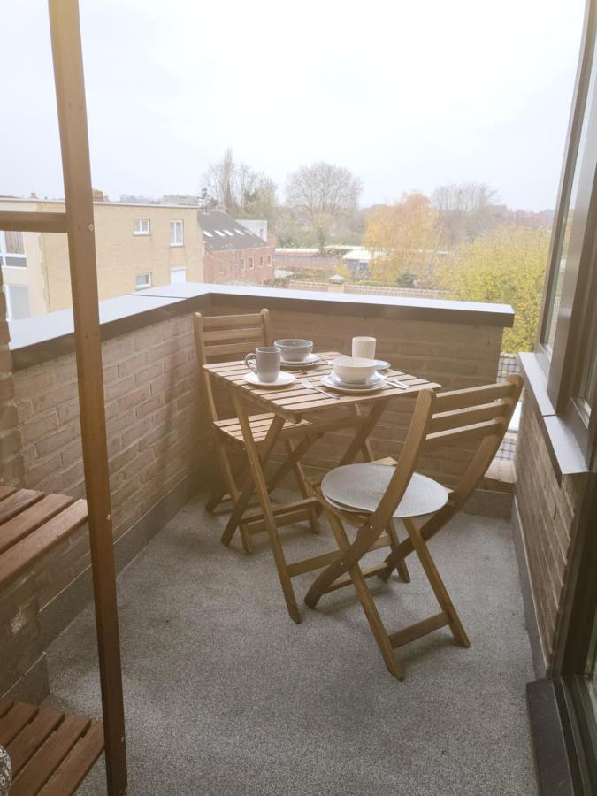Gezellig Appartement In Brugge, Nabij Damme. Exterior foto